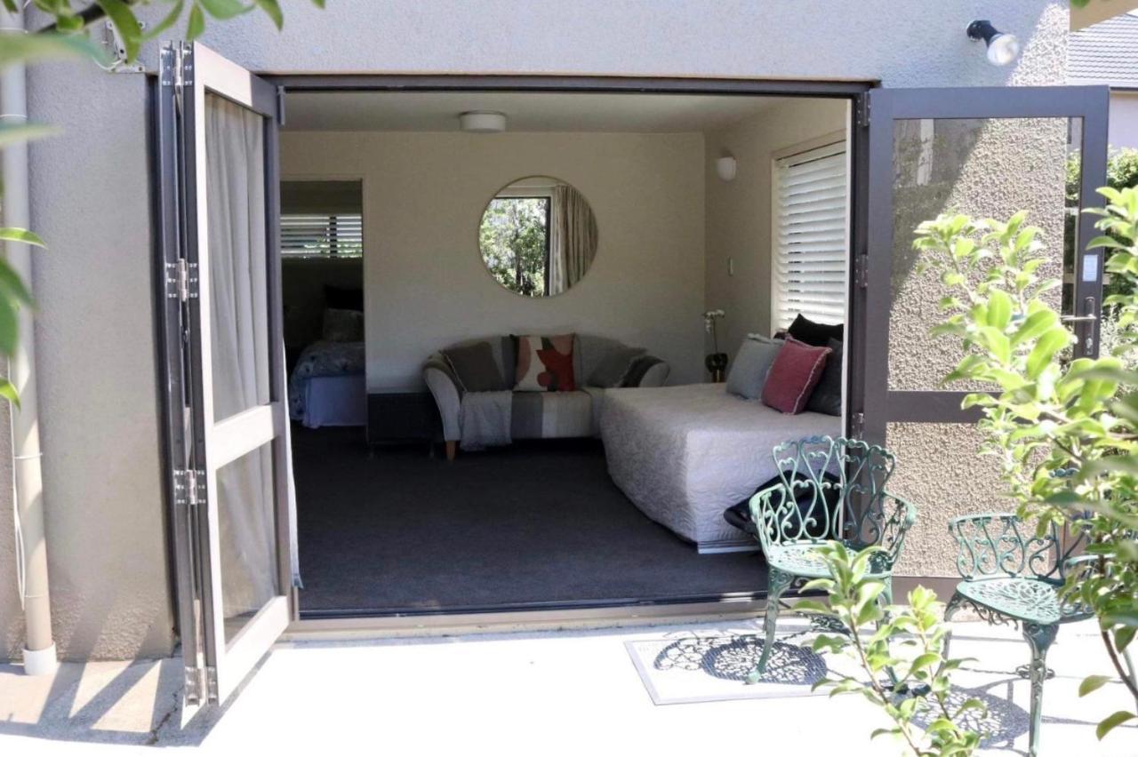 Retreat On Rita ~ Downtown Mount Maunganui With Beach Access ภายนอก รูปภาพ